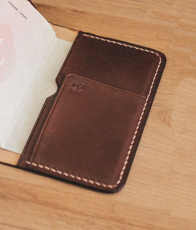 mens travel wallet