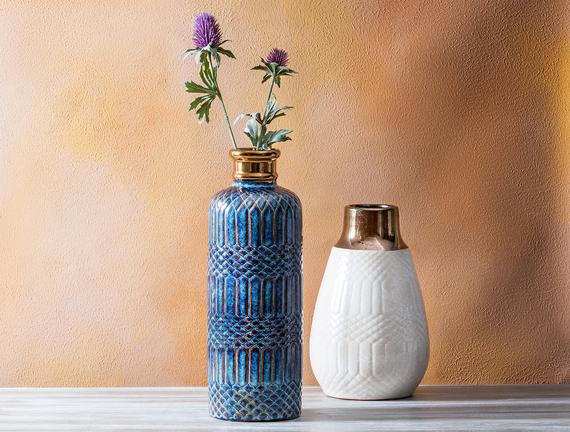 blue vase